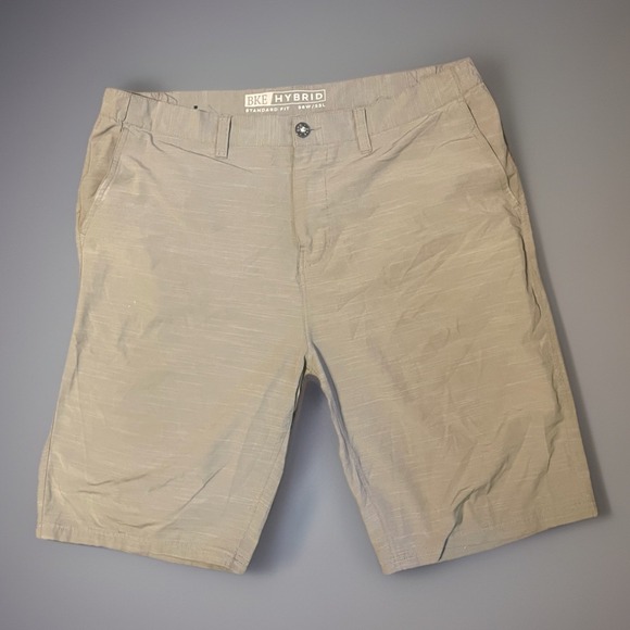 BKE Men's Beige Hybrid Shorts Standard Fit 38x23L - Picture 1 of 5